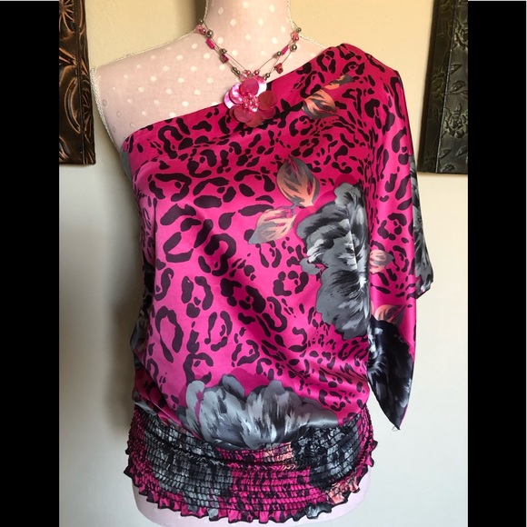 Wet Seal Tops - Wet Seal Pink Top